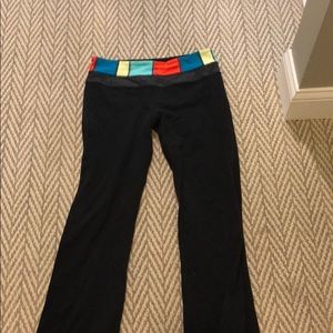 Lululemon groove pants- flared at leg
